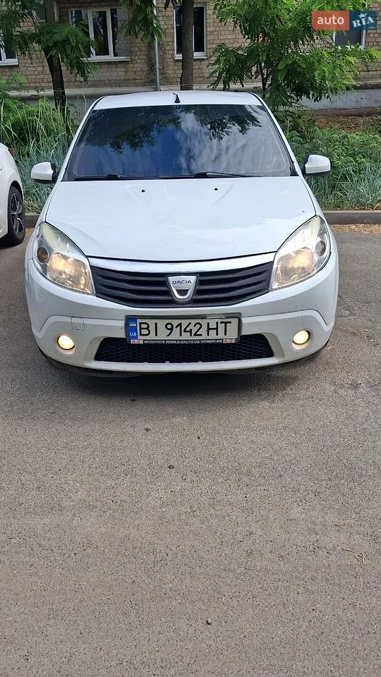 2010 Dacia Sandero - мініатюра 19