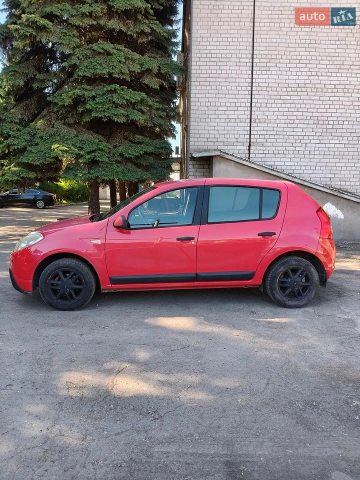 2010 Dacia Sandero - мініатюра 9