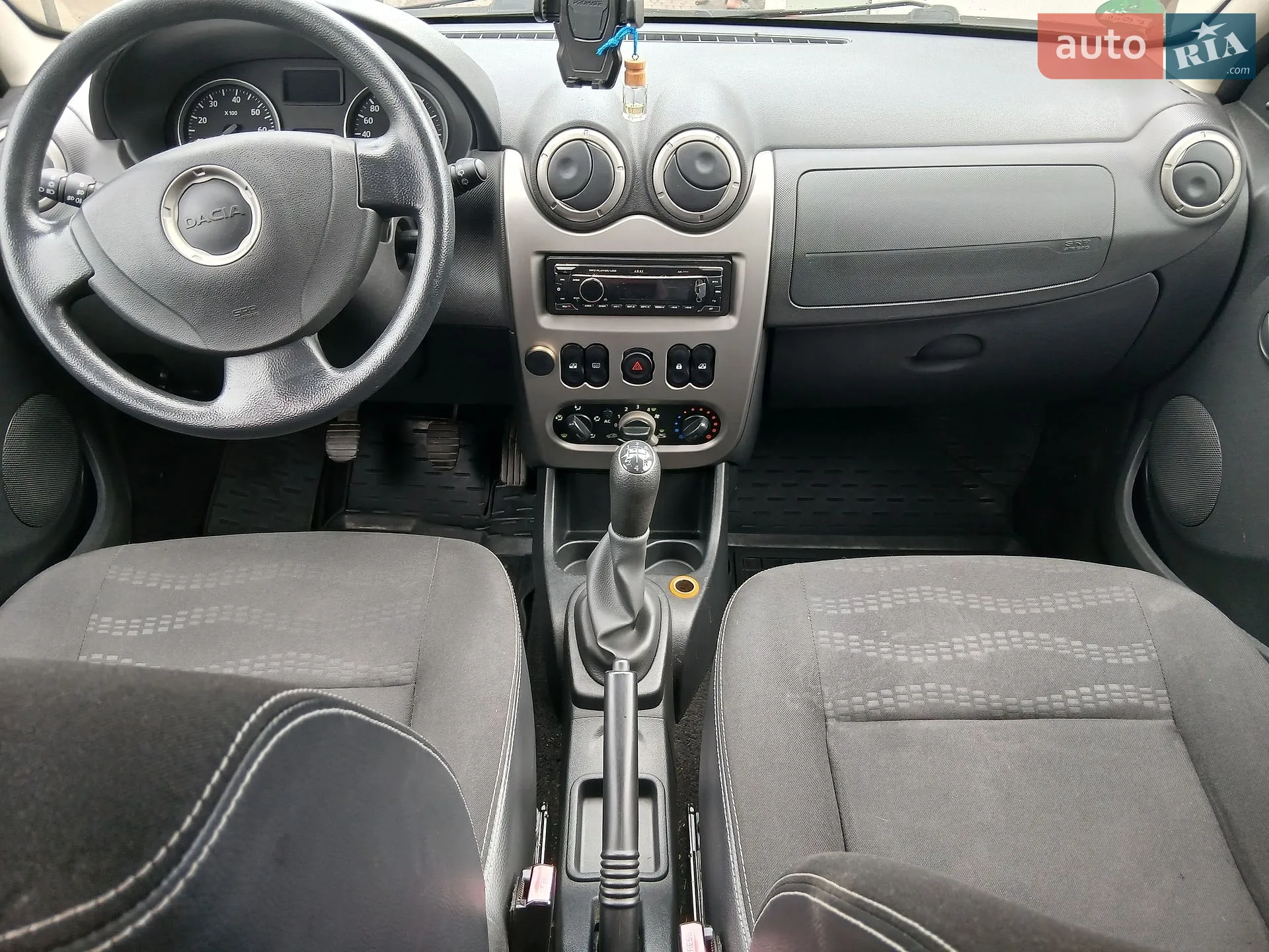 2010 Dacia Sandero - мініатюра 12