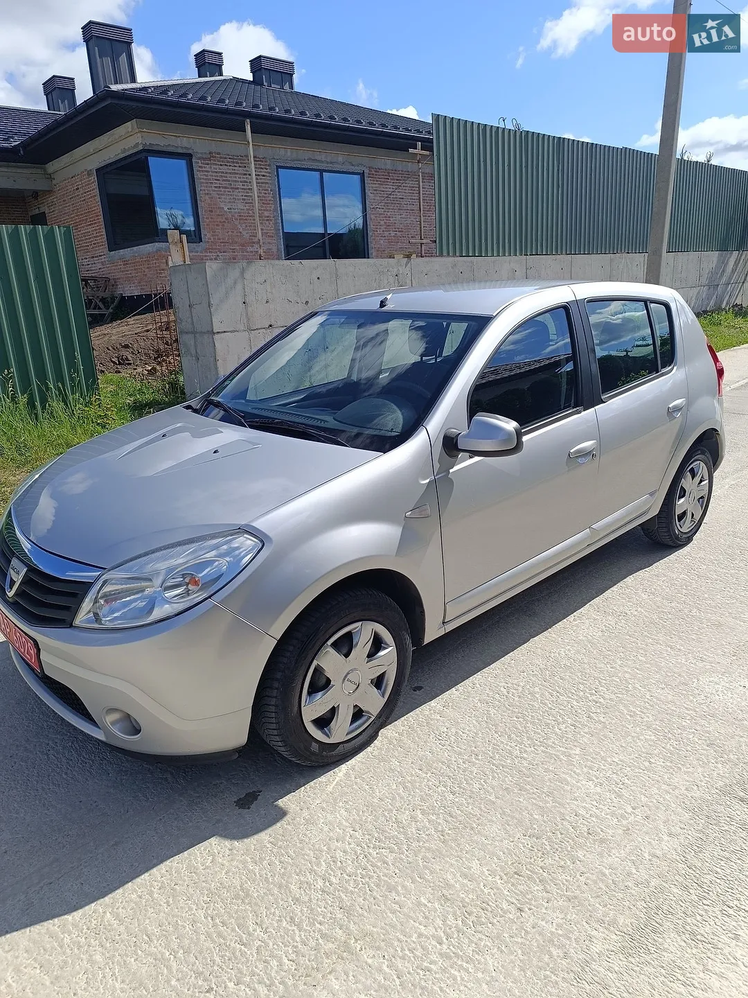 2010 Dacia Sandero - мініатюра 16