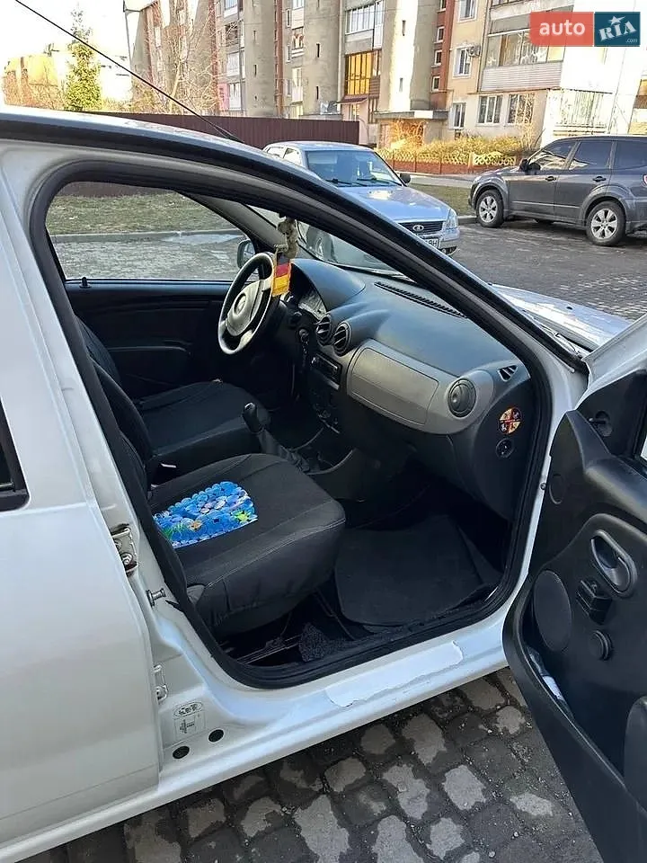 2012 Dacia Sandero - мініатюра 17