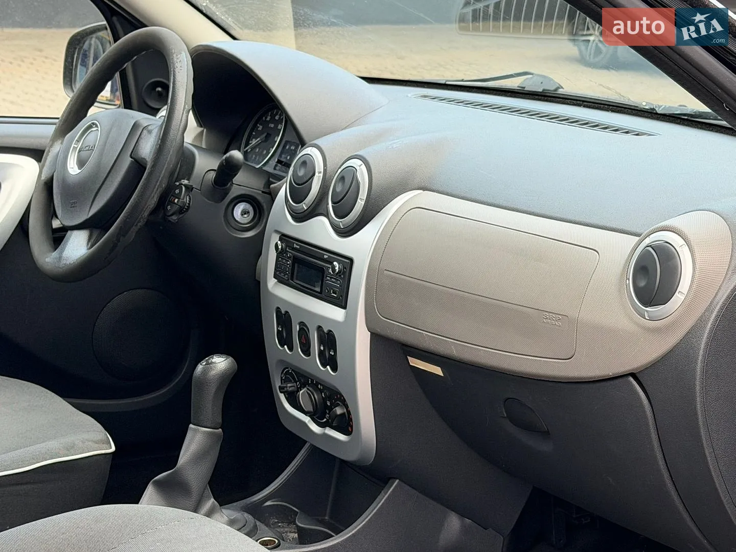 2012 Dacia Sandero - мініатюра 23