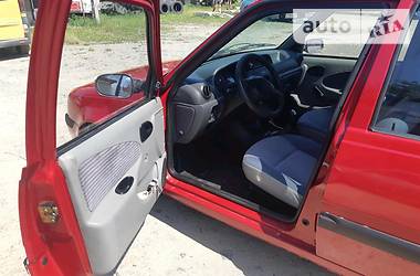 Седан Dacia Solenza 2004 в Черновцах