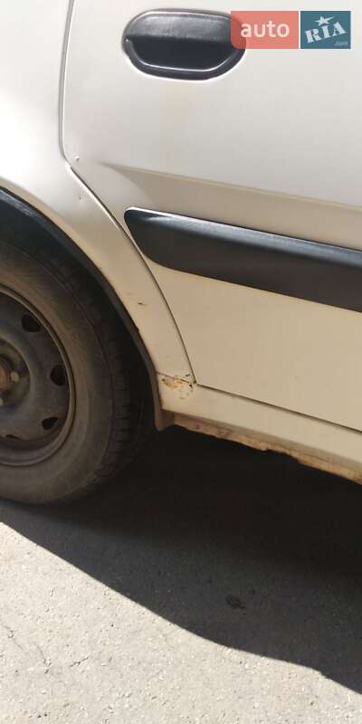 Ліфтбек Dacia Solenza 2004 в Жовтих Водах