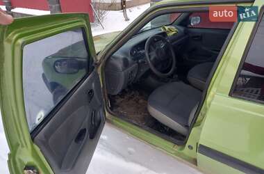 Хэтчбек Dacia Solenza 2004 в Остроге