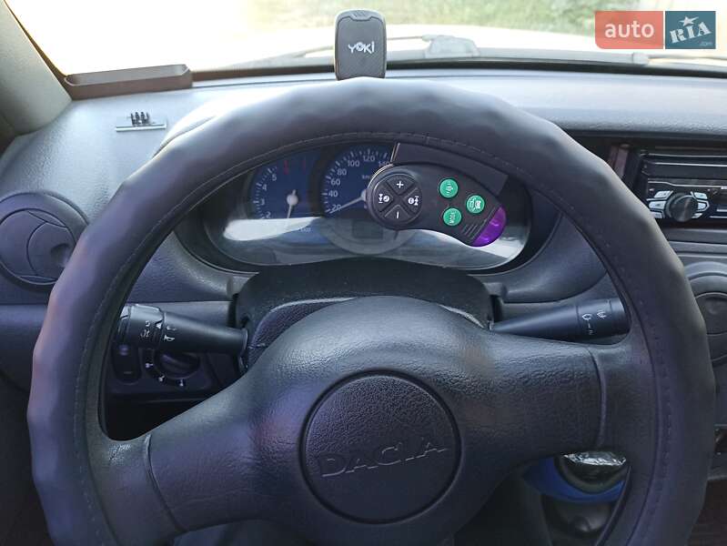 Седан Dacia Solenza 2004 в Павлограде