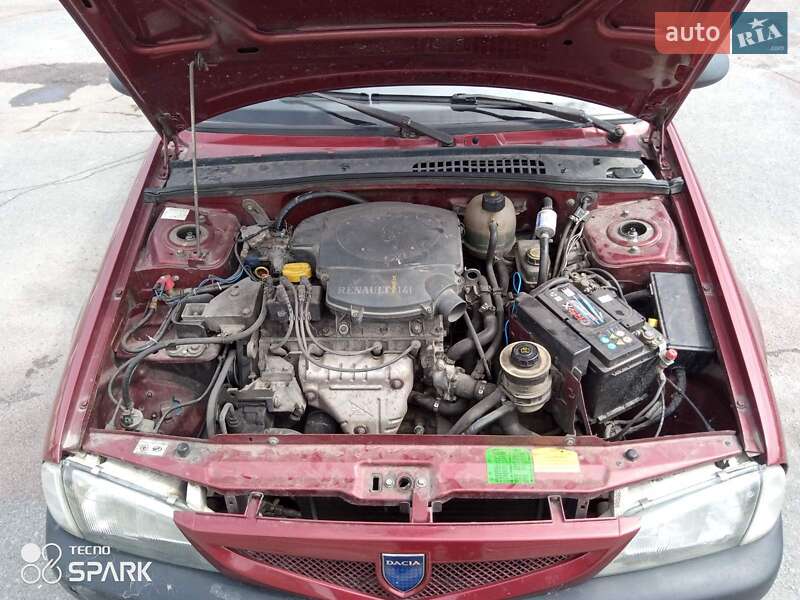 Седан Dacia Solenza 2004 в Романіву
