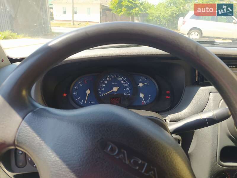 Седан Dacia Solenza 2003 в Прилуках