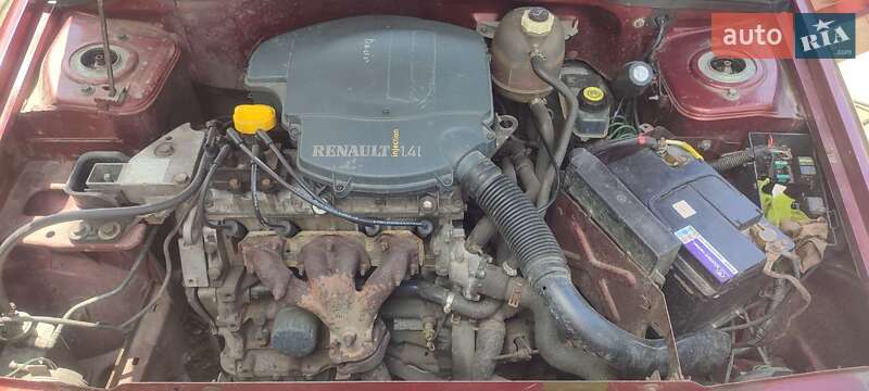 Седан Dacia Solenza 2004 в Уланове