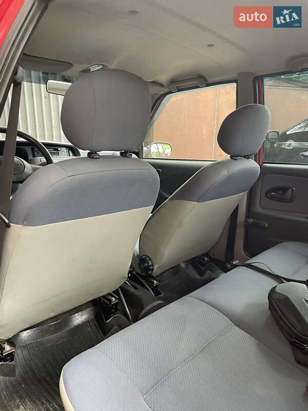 Седан Dacia Solenza 2004 в Кропивницькому