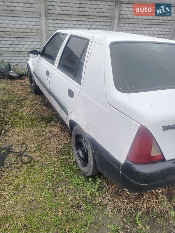 Седан Dacia Solenza 2003 в Виннице
