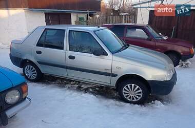 Седан Dacia Solenza 2004 в Нежине