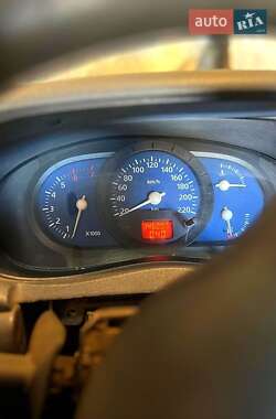 Седан Dacia Solenza 2003 в Чугуеве