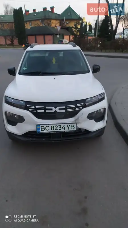 Позашляховик / Кросовер Dacia Spring 2023 в 