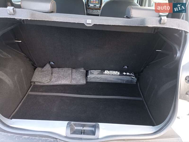 Позашляховик / Кросовер Dacia Spring 2021 в Мукачевому