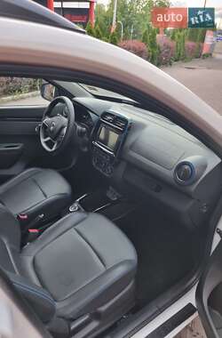 Внедорожник / Кроссовер Dacia Spring 2021 в 