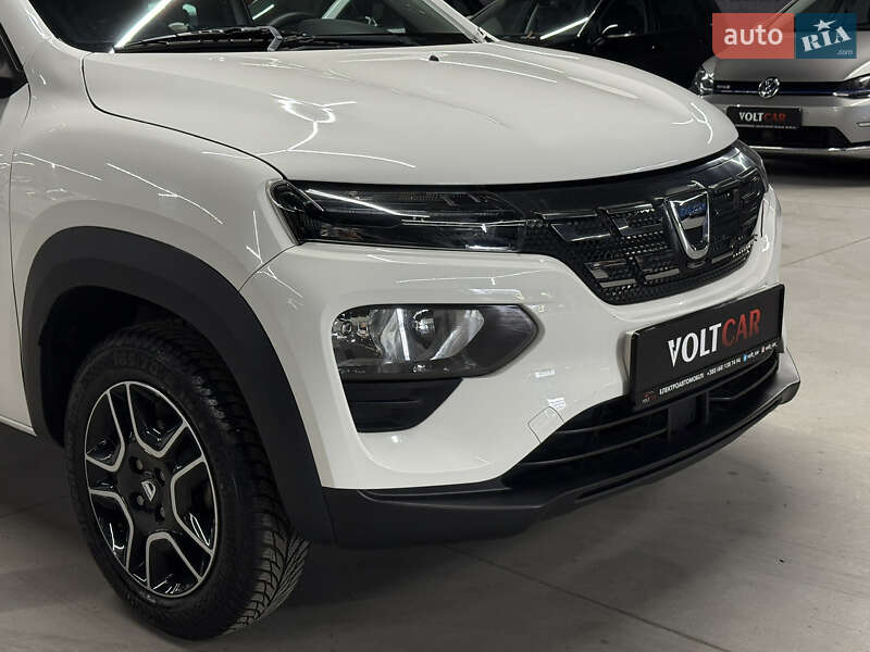 Внедорожник / Кроссовер Dacia Spring 2022 в Владимире