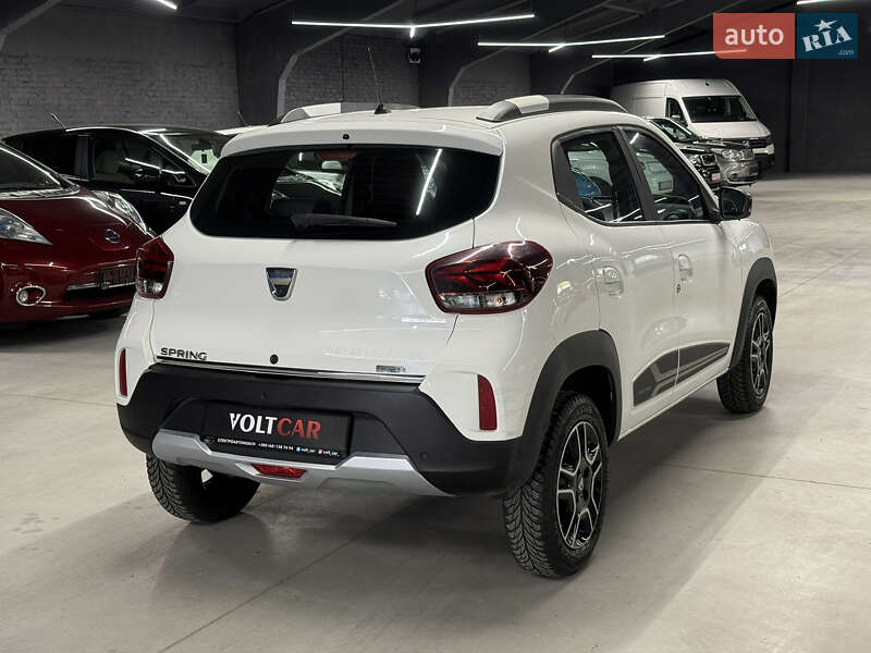 Внедорожник / Кроссовер Dacia Spring 2022 в Владимире