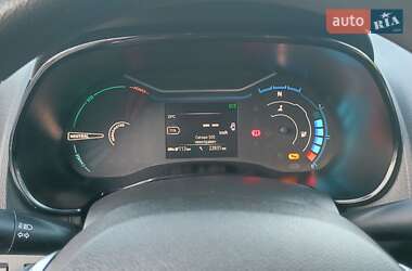 Внедорожник / Кроссовер Dacia Spring 2021 в 
