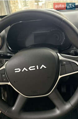 Внедорожник / Кроссовер Dacia Spring 2023 в 
