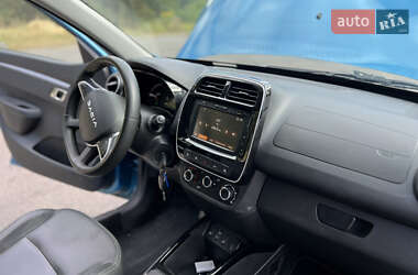 Внедорожник / Кроссовер Dacia Spring 2023 в 