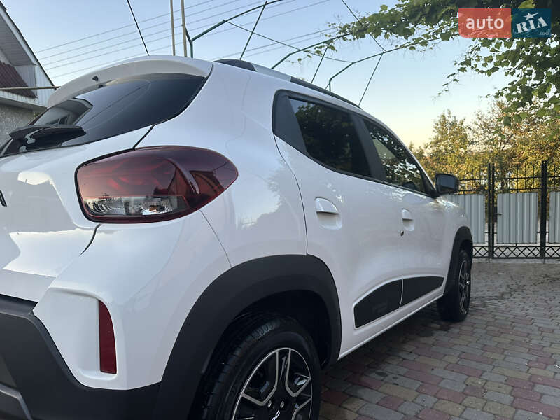 Позашляховик / Кросовер Dacia Spring 2023 в Кременці