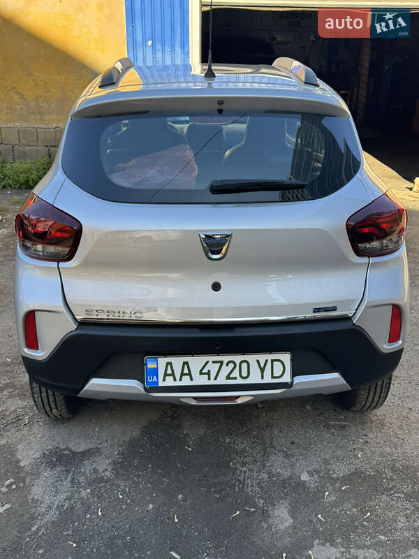 Внедорожник / Кроссовер Dacia Spring 2022 в Киеве