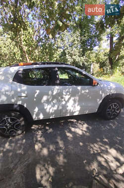 Позашляховик / Кросовер Dacia Spring 2021 в 