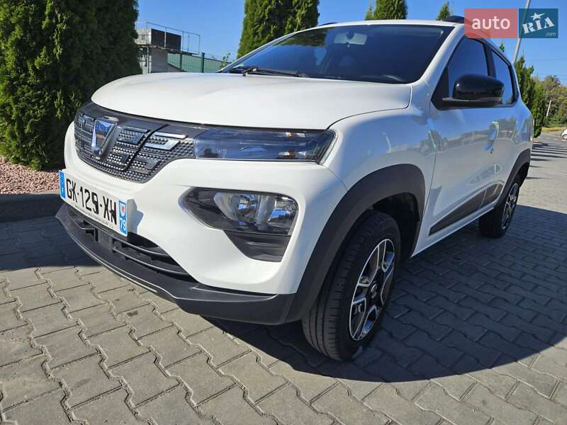 Позашляховик / Кросовер Dacia Spring 2022 в 