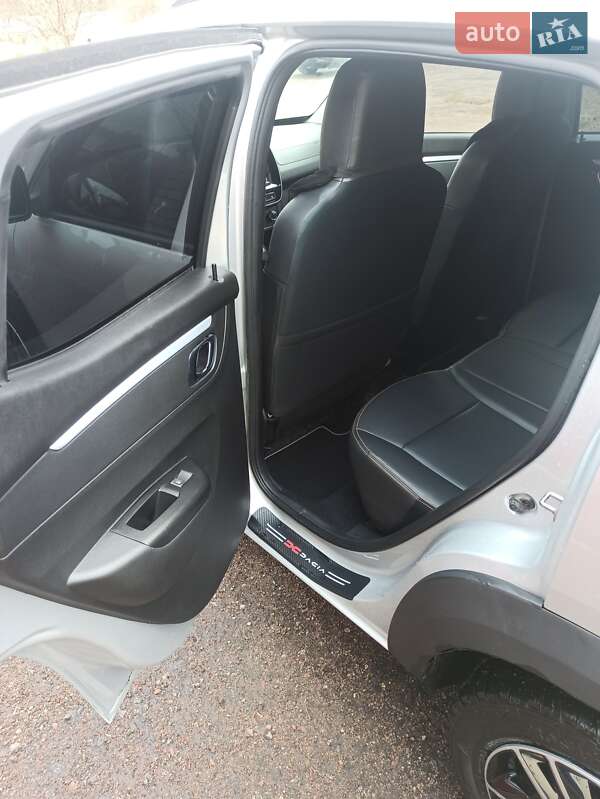 Позашляховик / Кросовер Dacia Spring 2022 в Житомирі фото 25 Позашляховик / Кросовер Dacia Spring 2022 в Житомирі