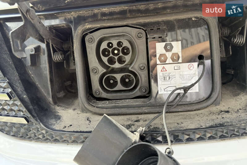 Внедорожник / Кроссовер Dacia Spring 2020 в Киеве