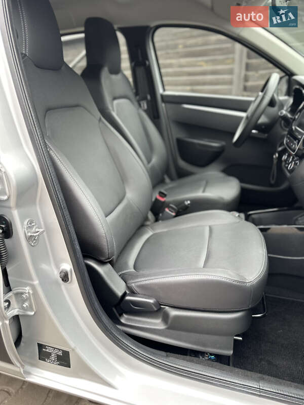 Внедорожник / Кроссовер Dacia Spring 2023 в Тернополе