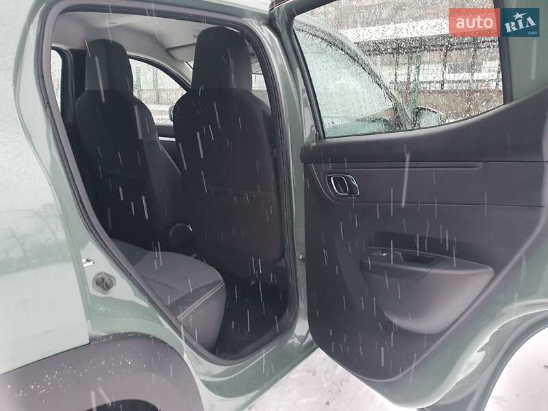 Позашляховик / Кросовер Dacia Spring 2023 в Києві