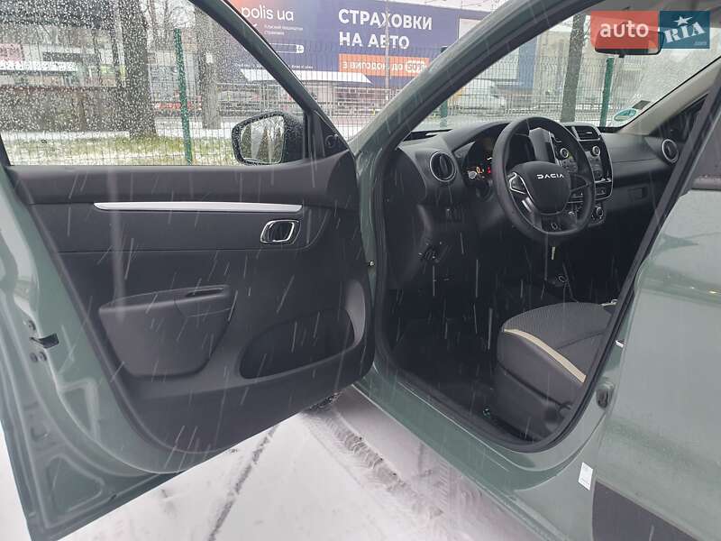 Позашляховик / Кросовер Dacia Spring 2023 в Києві