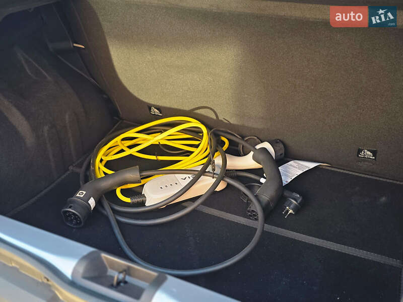 Внедорожник / Кроссовер Dacia Spring 2025 в Самборе