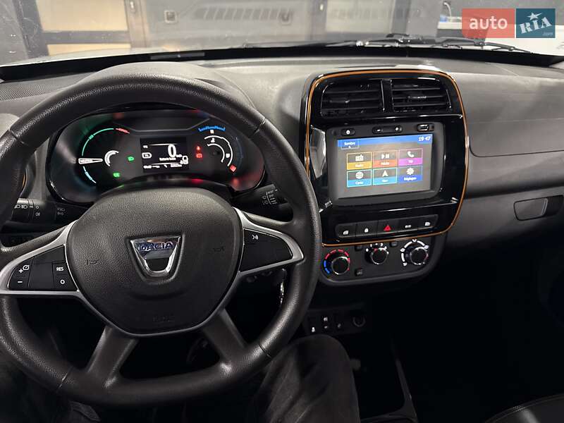 Внедорожник / Кроссовер Dacia Spring 2022 в Луцке