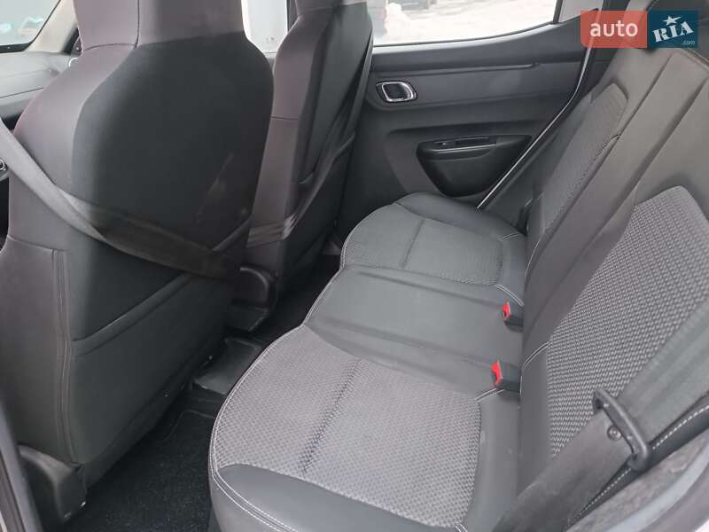 Позашляховик / Кросовер Dacia Spring 2023 в Дубні