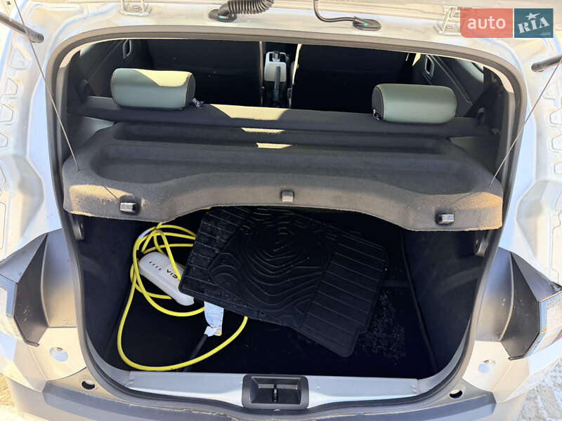 Позашляховик / Кросовер Dacia Spring 2024 в Львові