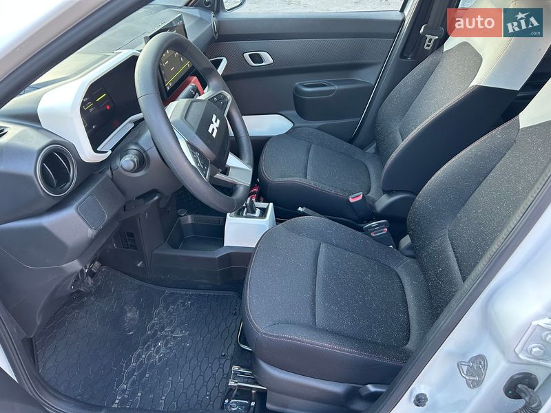 Внедорожник / Кроссовер Dacia Spring 2024 в Ровно