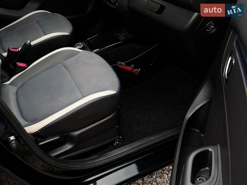 Позашляховик / Кросовер Dacia Spring 2022 в Луцьку фото 12 Позашляховик / Кросовер Dacia Spring 2022 в Луцьку