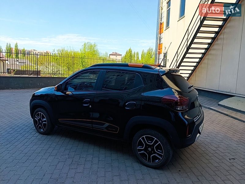 Позашляховик / Кросовер Dacia Spring 2022 в Рівному