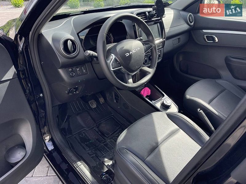 Позашляховик / Кросовер Dacia Spring 2023 в Луцьку