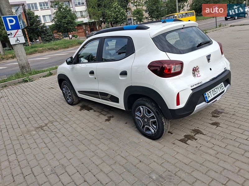 Внедорожник / Кроссовер Dacia Spring 2020 в Калуше