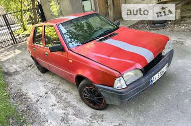 Седан Dacia SuperNova 2003 в Києві