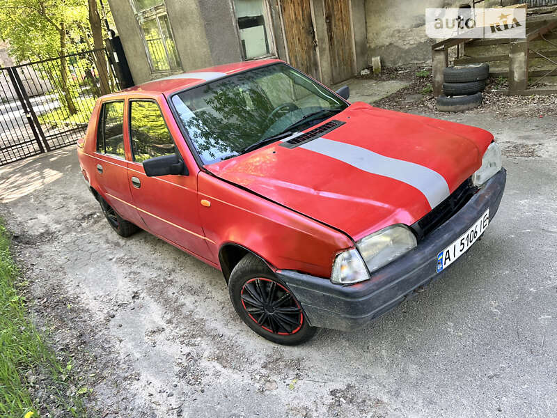 Dacia SuperNova 2003