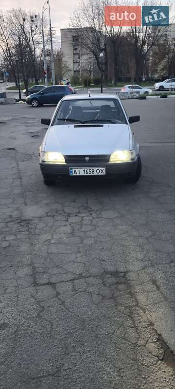 Седан Dacia SuperNova 2003 в Киеве