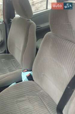 Седан Dacia SuperNova 2003 в 