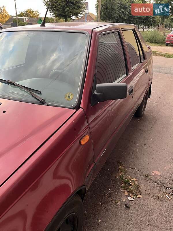 Седан Dacia SuperNova 2003 в 