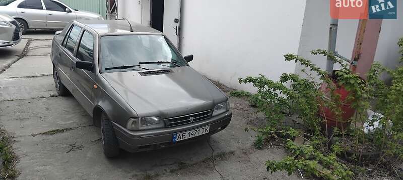 Dacia SuperNova 2003