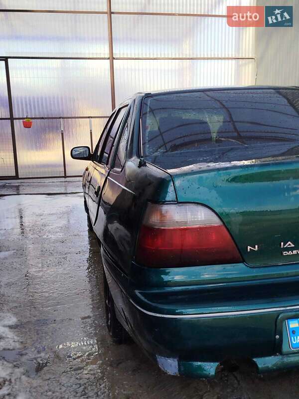 Седан Daewoo Cielo 1995 в Синельниково